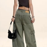 Cargobukser med vide ben og ustrukturerede, buede snit