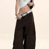 Cargobukser med vide ben og ustrukturerede, buede snit