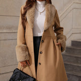 Mellemlang cardigan med hakkrave og knapper, foret med fløjl