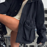 Jakke med elastisk talje og praktiske lommer