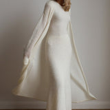 Todelt sæt: ærmeløs kjole og strikket cardigan