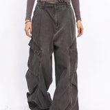 Cargobukser i denim med vide ben og store lommer