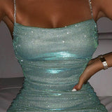 Paillettebesat bodycon aftenkjole med bustier og rynkede detaljer