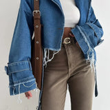 Chic denimjakke med slidte reverser