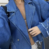 Chic denimjakke med slidte reverser