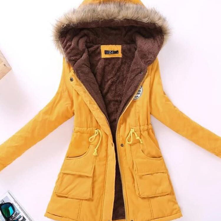 Komfortabel, stilfuld og slidstærk vinterfrakke til kvinder