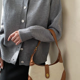 Raglanvest med jadeknapper