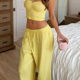 Todelt sæt: bukser og en blød, afslappet tanktop