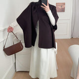 Asymmetrisk tørklæde, sjal, kappe eller frakke i ensfarvet Tencel-uld