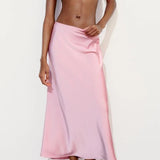 Højtaljet, tætsiddende lige midi-nederdel i satin