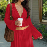 Sexet sæt med nederdel og top i blonde og transparent chiffon med bindelukning