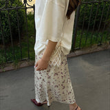 Højtaljet blyantnederdel med blomsterprint