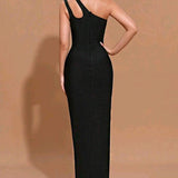 Asymmetrisk aftenkjole med rhinsten og bandage