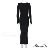 Lang damekjole med blomsterudskæringer, lange ærmer, sexet midi-snit