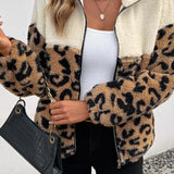 Varm frakke med nedhængt krave i leopardpels