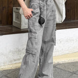 Cargobukser med mikrosving og flere lommer og graffitiprint