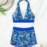 Todelt bikinisæt med printede shorts og et rygløst design