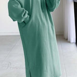 Hættetrøjekjole med sænkede skuldre