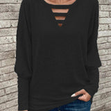 Dametop med lange ærmer – Blød strik – Løs pasform – Elegant åben V-hals