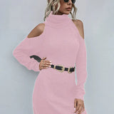 Dame sweaterkjole – Tætsiddende snit – Ribstrik – Rullekrave – Udskårne skuldre – Bælte