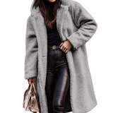 Damefrakke – Oversized pasform – Midt på læggen – Blød kunstpels – Åben front