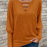 Dametop med lange ærmer – Blød strik – Løs pasform – Elegant åben V-hals