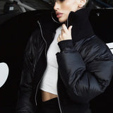 Kort lynlåsfrakke i bomuldsblanding med strikket krave