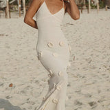 Elegant midikjole med strikkede blomster