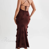 Elegant midikjole med strikkede blomster