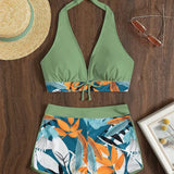 Todelt sæt med åben ryg og knudret bladprint