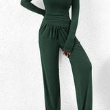 Dame loungesæt – Langærmet top med rund hals – Bukser med brede ben og elastisk talje