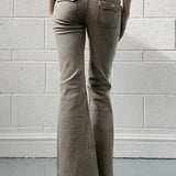 Slim low-rise cargo jeans med svajer i benene