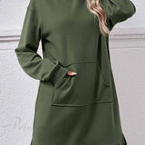 Midikjole med hætte, slids og lomme