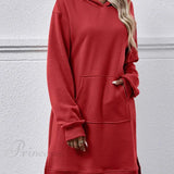 Midikjole med hætte, slids og lomme