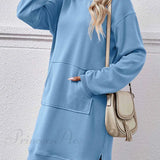 Midikjole med hætte, slids og lomme