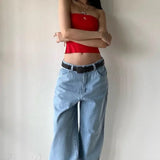 Vide, afslappede jeans med minimalistisk broderi på lommerne