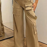 Cargobukser med lige ben, mellemhøj talje og flere lommer