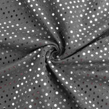 Lang pailletteret aftenkjole med et tætsiddende snit og lav halsudskæring