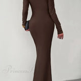 Havfruekjole med skulderlukning