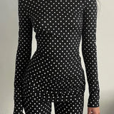 Vintage sæt med to polkaprikker, off-shoulder, lange ærmer og vidt snit