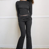 Vintage sæt med to polkaprikker, off-shoulder, lange ærmer og vidt snit