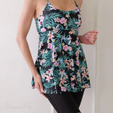 Todelt tankinisæt med printede shorts til knæet