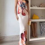 Elegant, tætsiddende midikjole med en sexet, trykt tubetop