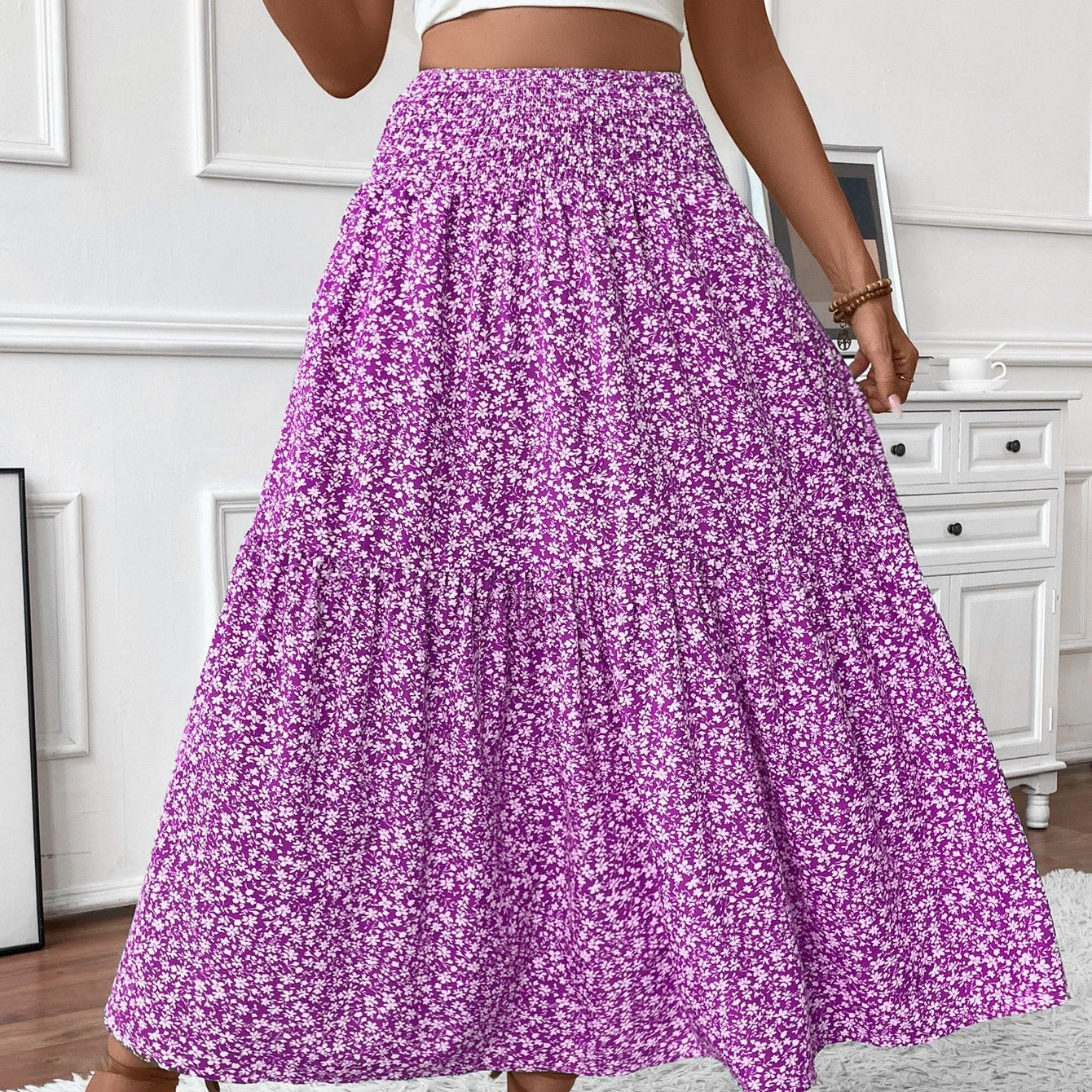 Lang damenederdel - Elastik i taljen - Flæsemønster - Blomsterprint