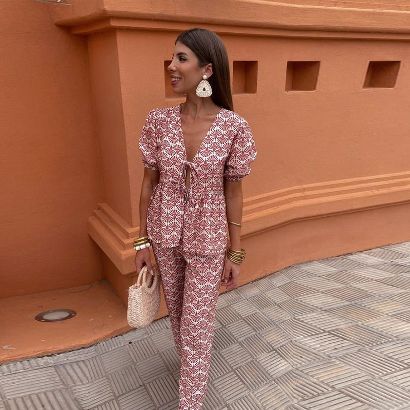 Sommersæt i to dele - Komfortabelt og trendy