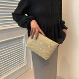 Armbånd i rattan og strå