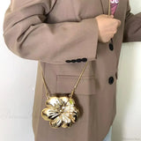 Rosaguld akryl clutch med blomstermønster