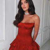 Sexet stropløs, ruchet minikjole med A-snit