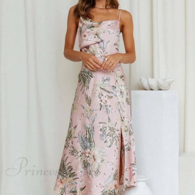 Slipkjole i satin med blomsterprint og slids, krave og slids