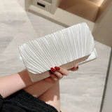 Plisseret satin-bryllupsaftenclutch udsmykket med rhinsten